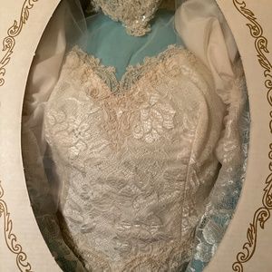 Wedding dress